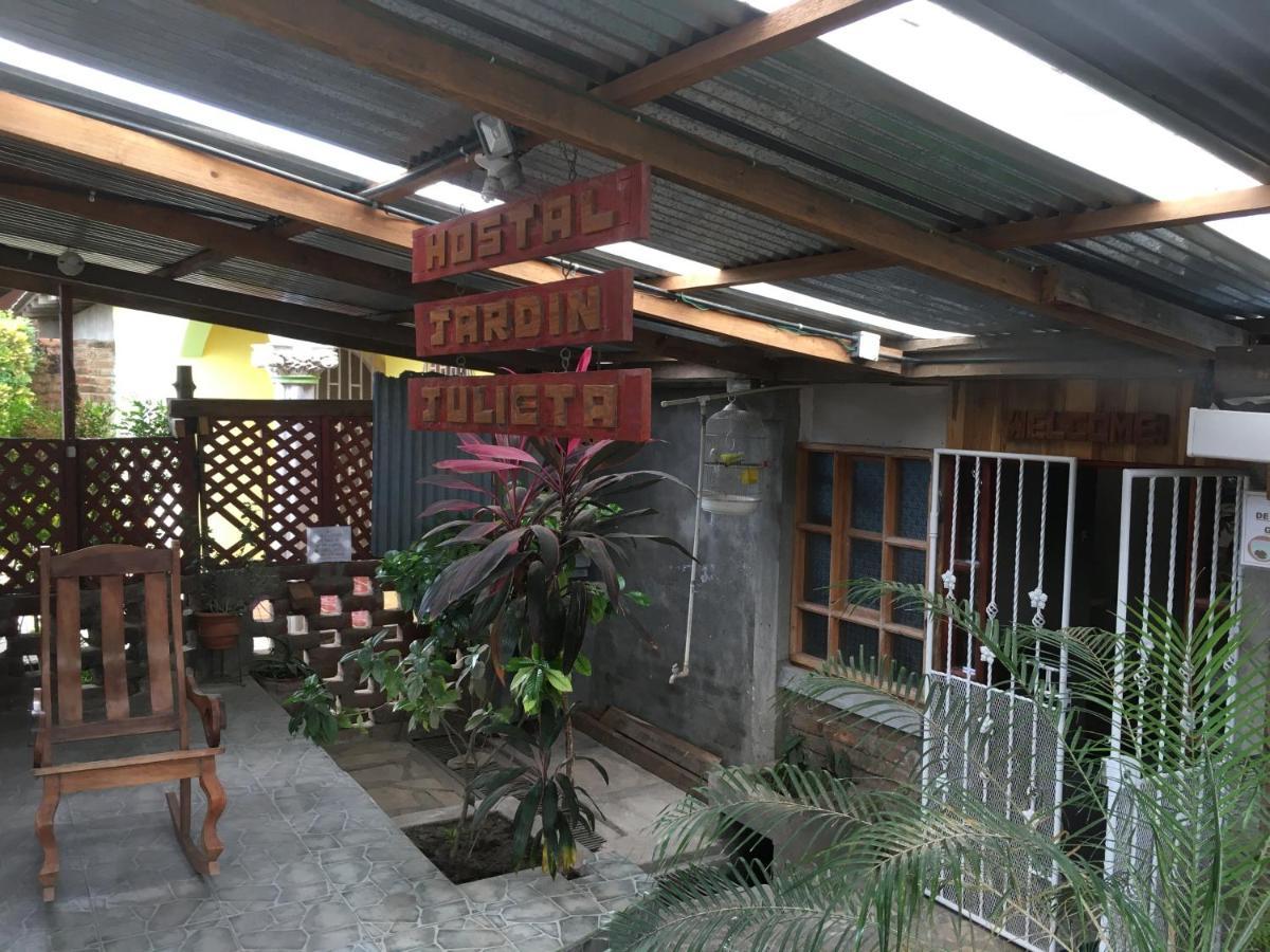 Murph'S Surf Shacks Rivas Ngoại thất bức ảnh