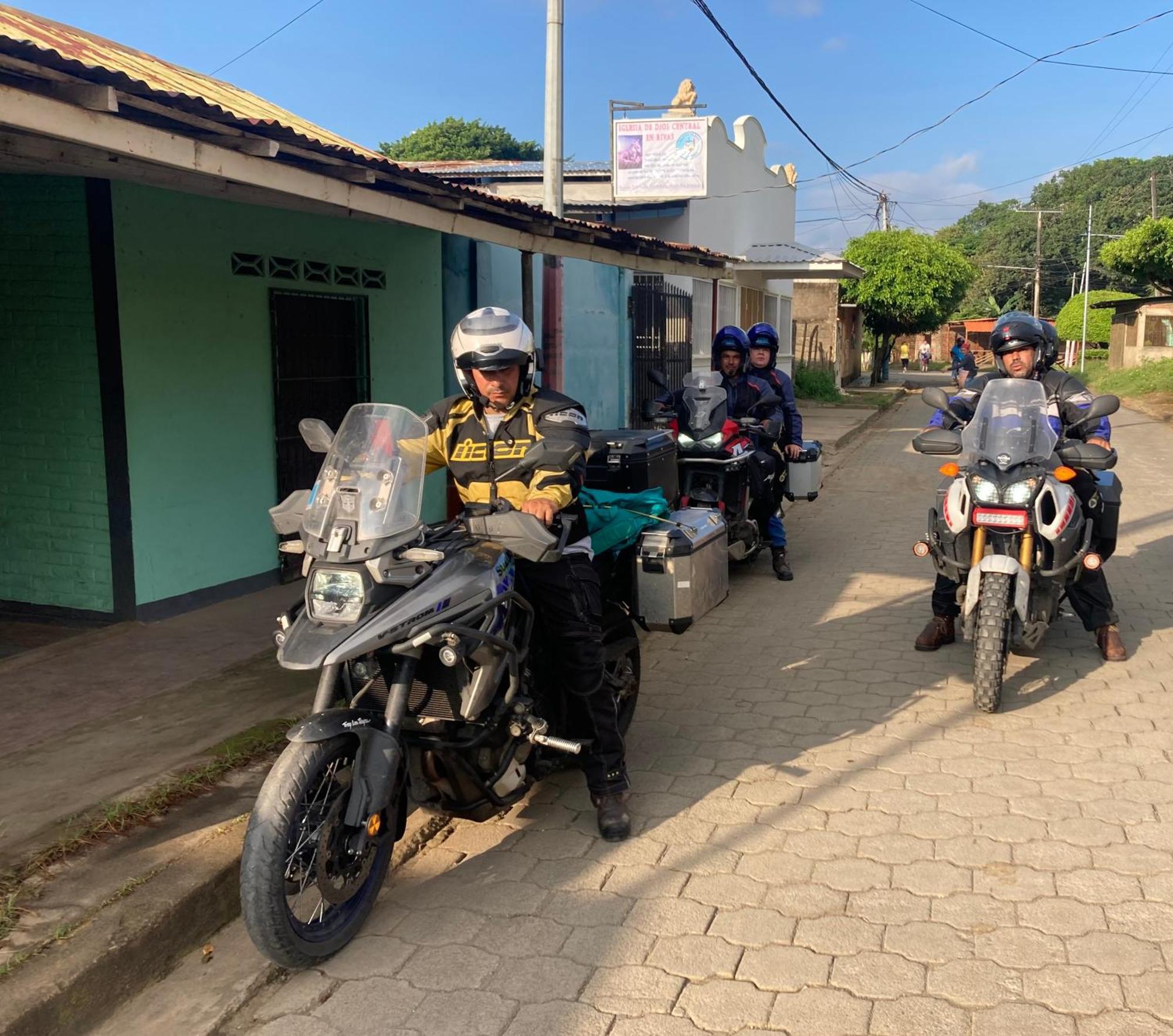 Murph'S Surf Shacks Rivas Ngoại thất bức ảnh