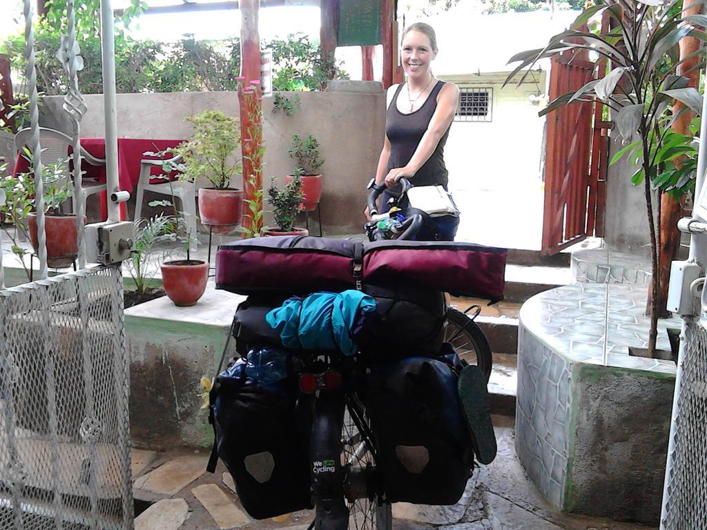Murph'S Surf Shacks Rivas Ngoại thất bức ảnh